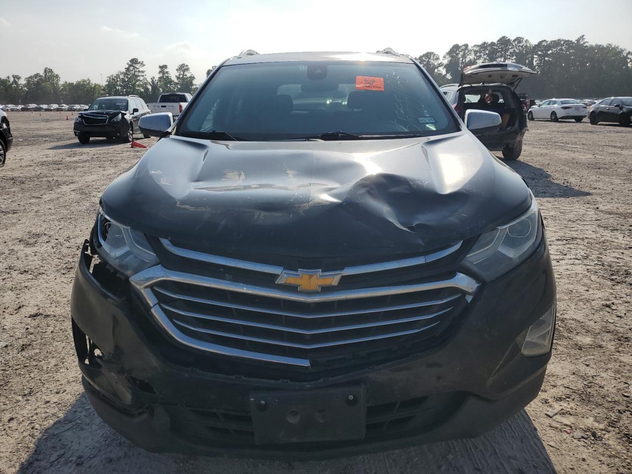 Photo 4 VIN: 2GNAXMEV3J6112061 - CHEVROLET EQUINOX 