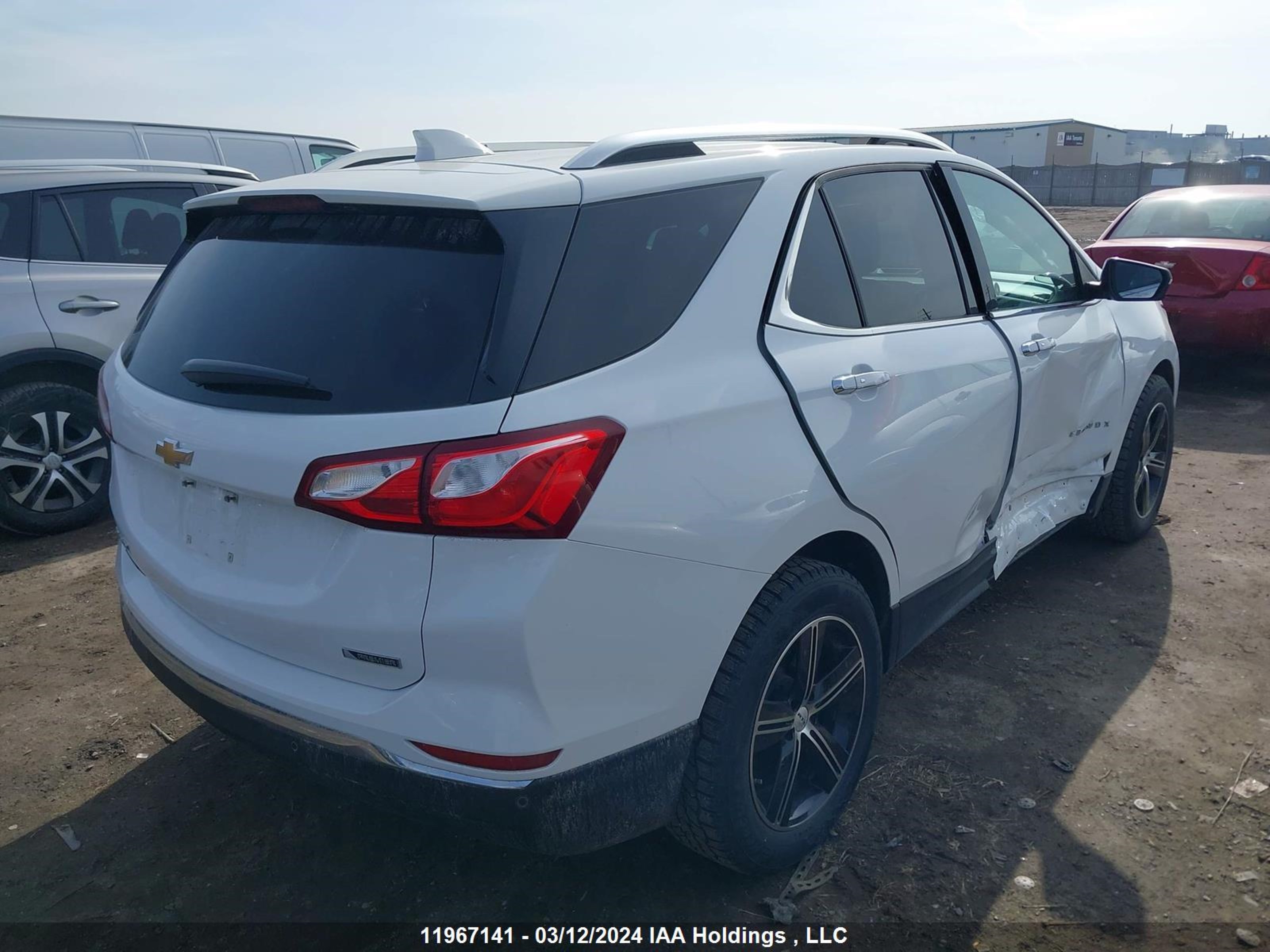 Photo 3 VIN: 2GNAXMEV8J6277412 - CHEVROLET EQUINOX 