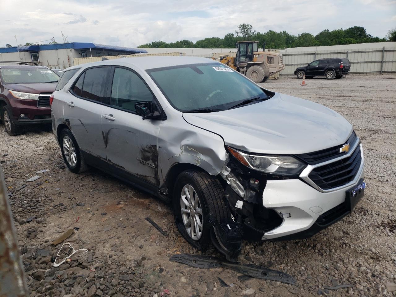 Photo 3 VIN: 2GNAXREV3J6286547 - CHEVROLET EQUINOX 