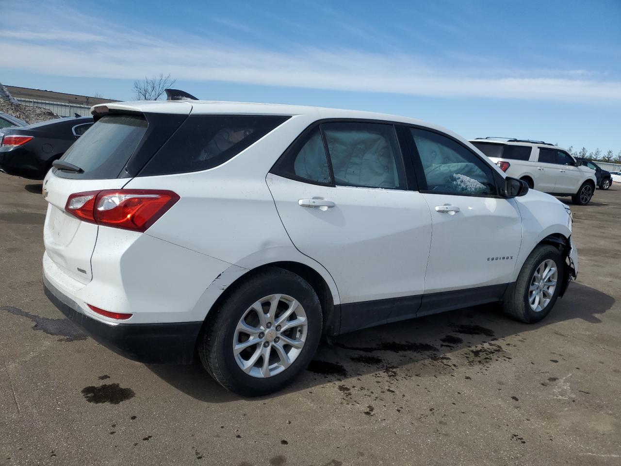 Photo 2 VIN: 2GNAXREV6J6118529 - CHEVROLET EQUINOX 