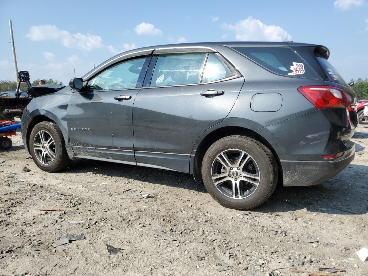 Photo 1 VIN: 2GNAXREV7J6256130 - CHEVROLET EQUINOX 