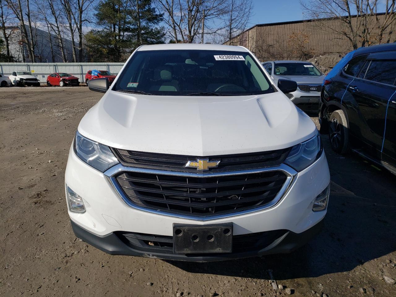 Photo 4 VIN: 2GNAXREV9J6288707 - CHEVROLET EQUINOX 