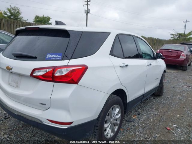 Photo 3 VIN: 2GNAXREV9J6324217 - CHEVROLET EQUINOX 