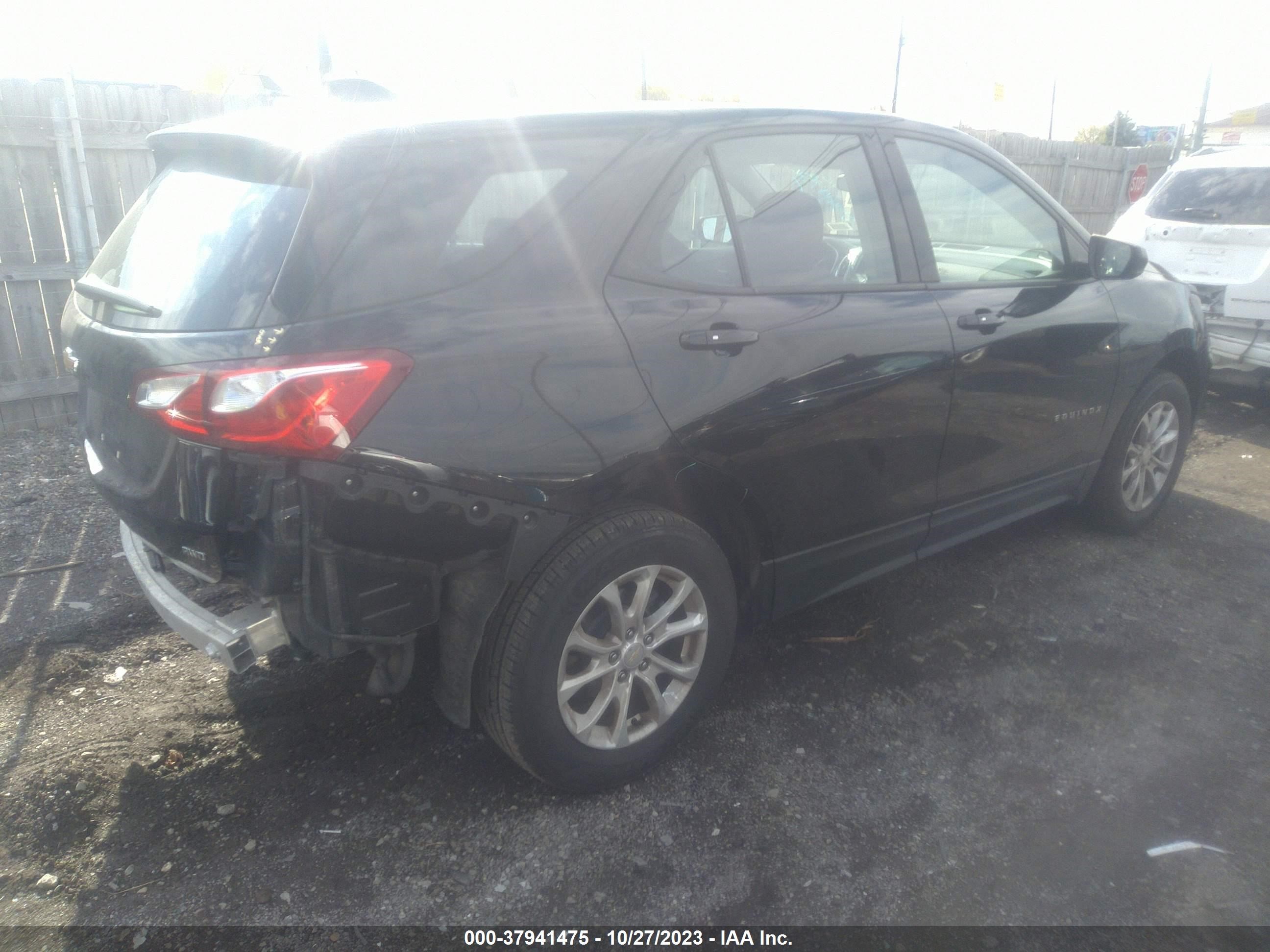 Photo 3 VIN: 2GNAXSEV0K6245561 - CHEVROLET EQUINOX 