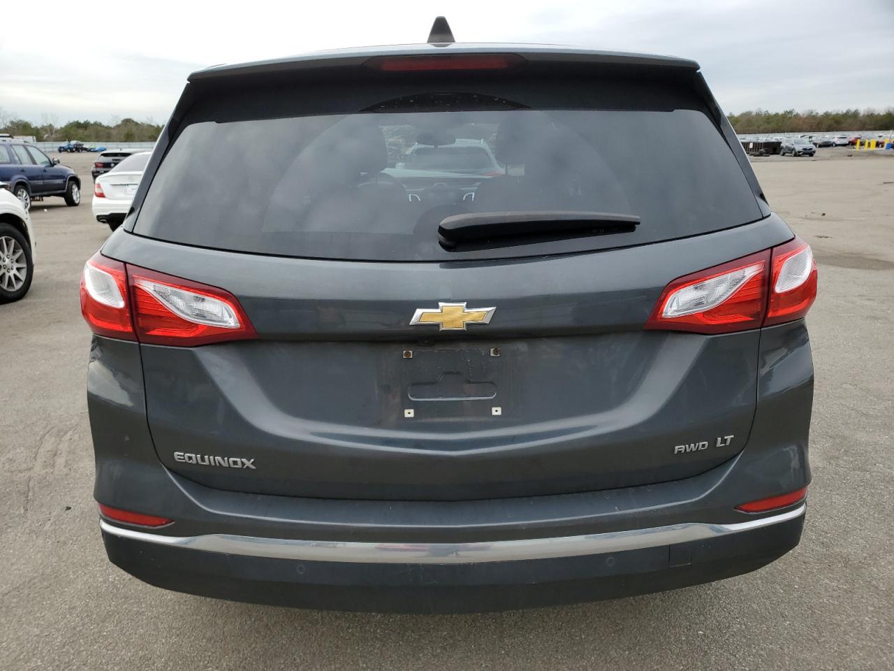 Photo 5 VIN: 2GNAXSEV1J6327040 - CHEVROLET EQUINOX 