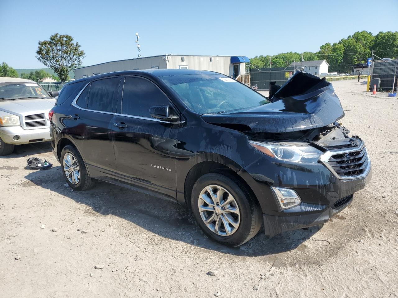 Photo 3 VIN: 2GNAXSEV2J6121063 - CHEVROLET EQUINOX 