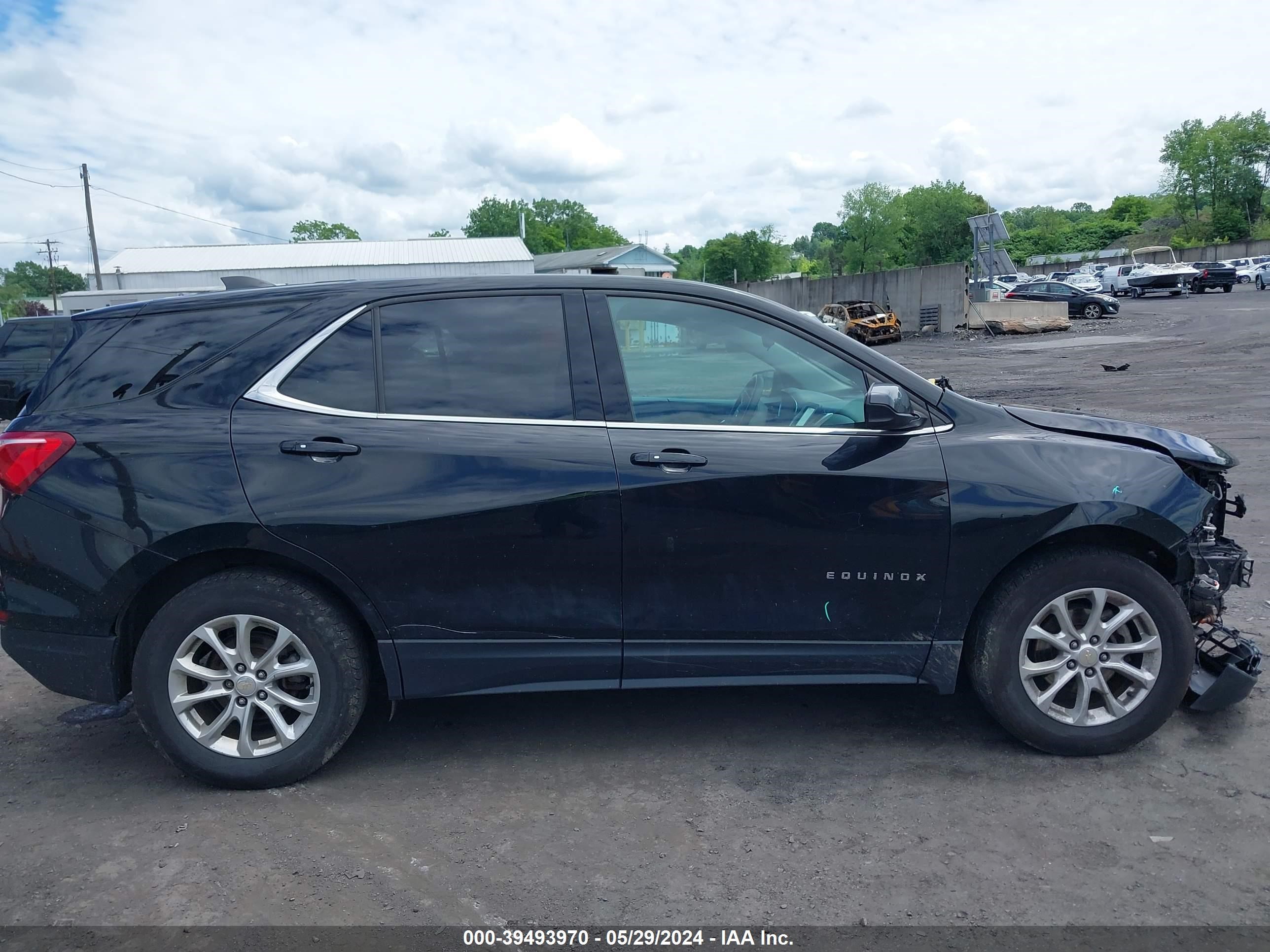 Photo 12 VIN: 2GNAXSEV2J6134945 - CHEVROLET EQUINOX 