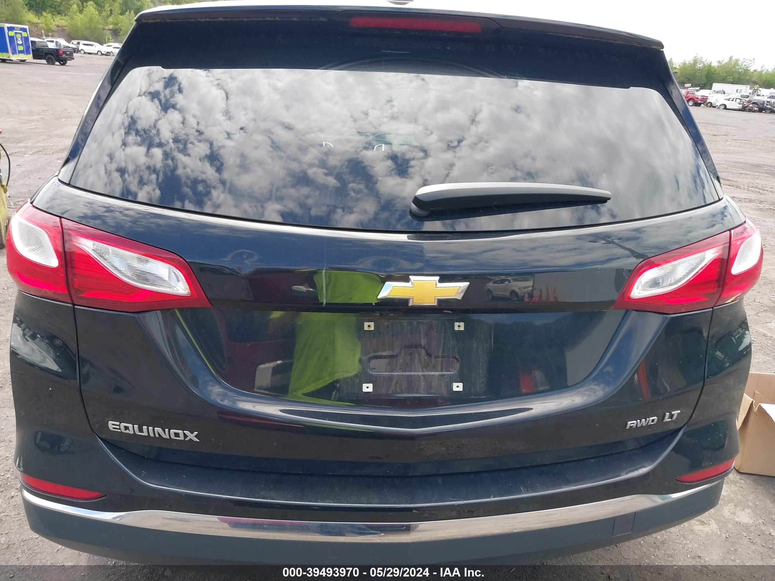 Photo 15 VIN: 2GNAXSEV2J6134945 - CHEVROLET EQUINOX 