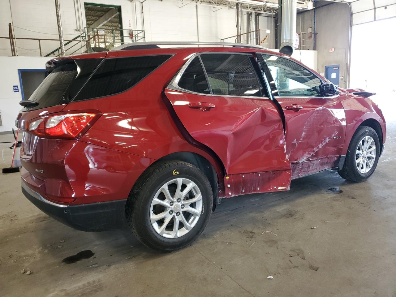 Photo 2 VIN: 2GNAXSEV2J6227366 - CHEVROLET EQUINOX 