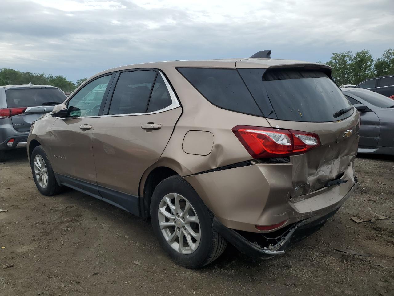 Photo 1 VIN: 2GNAXSEV2J6246127 - CHEVROLET EQUINOX 