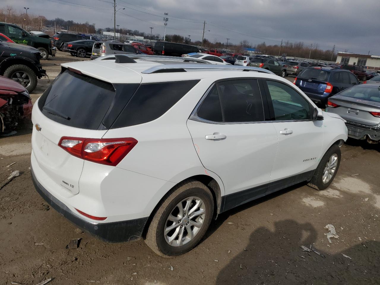 Photo 2 VIN: 2GNAXSEV4J6154064 - CHEVROLET EQUINOX 