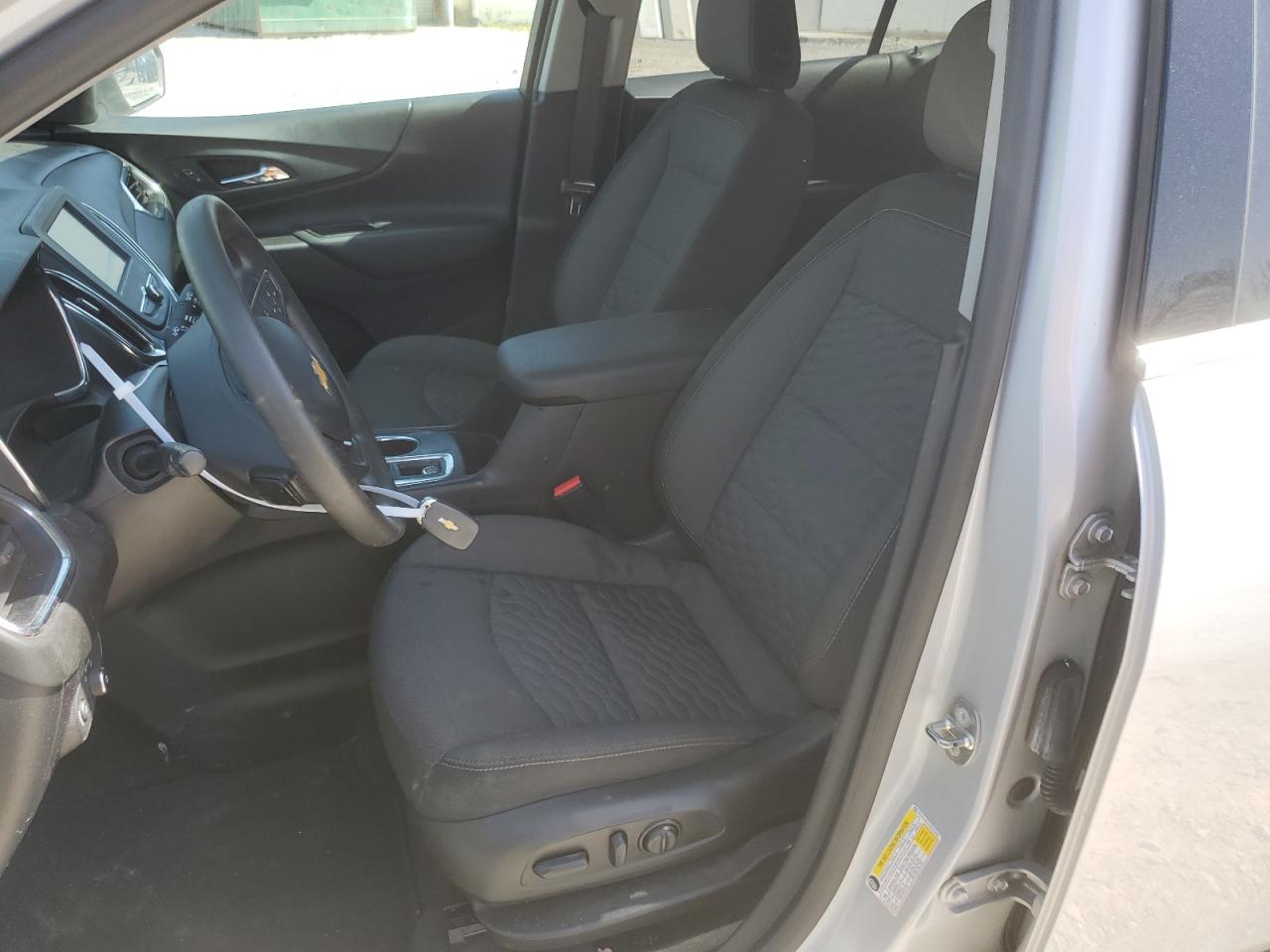 Photo 6 VIN: 2GNAXSEV4J6322818 - CHEVROLET EQUINOX 