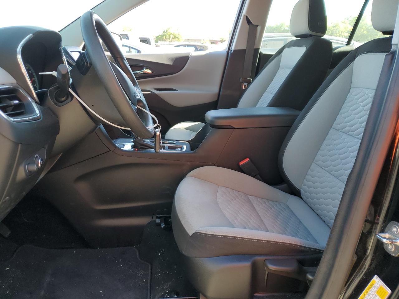 Photo 6 VIN: 2GNAXSEV5M6116816 - CHEVROLET EQUINOX 