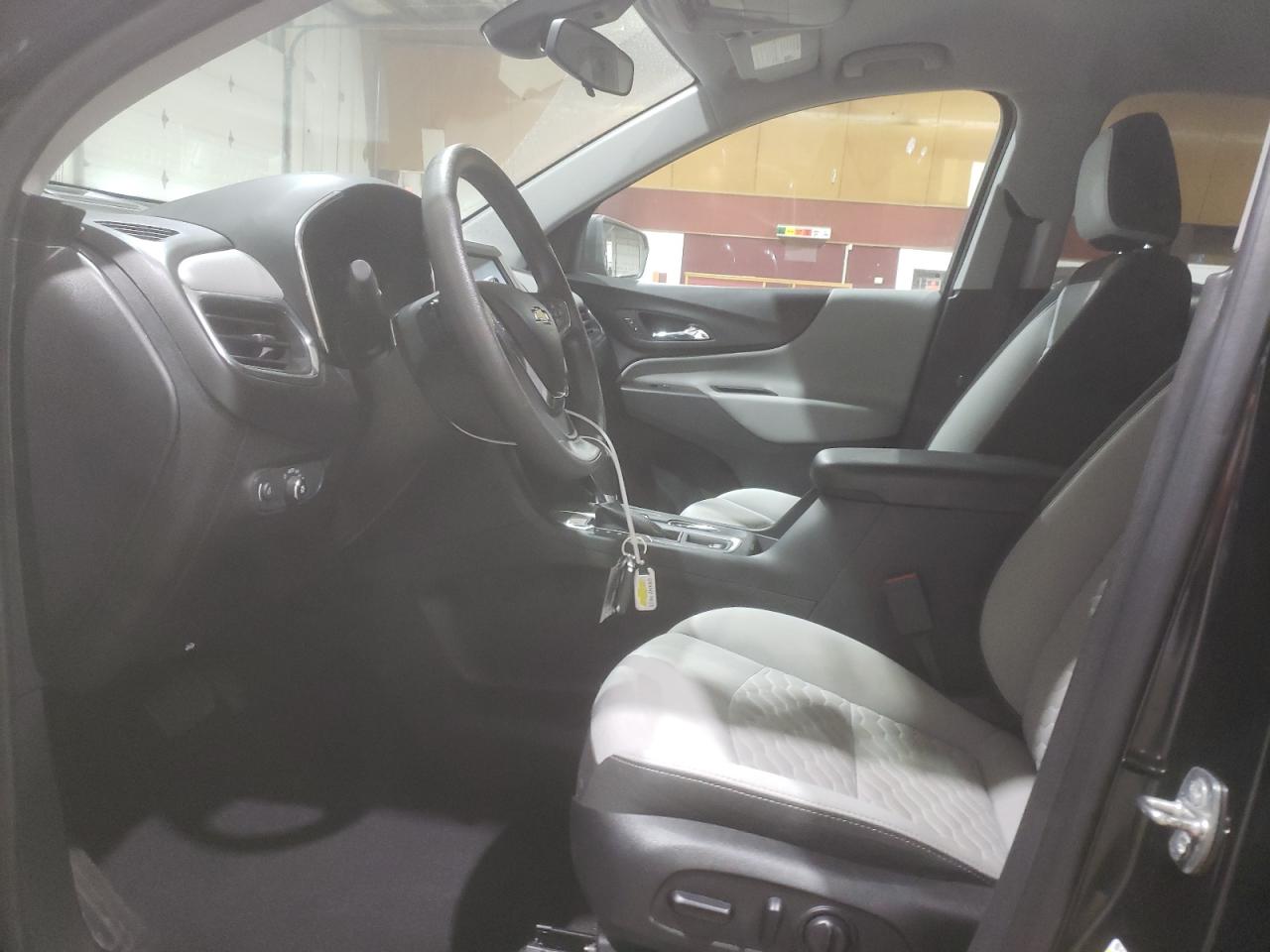 Photo 6 VIN: 2GNAXSEV9L6240246 - CHEVROLET EQUINOX 