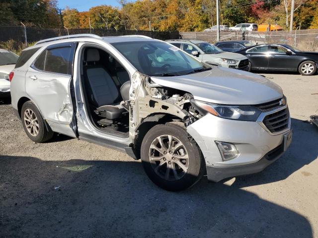 Photo 3 VIN: 2GNAXSEVXJ6129220 - CHEVROLET EQUINOX LT 