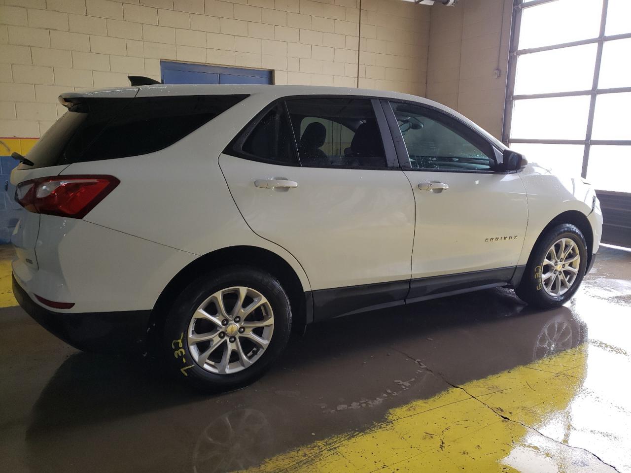 Photo 2 VIN: 2GNAXSEVXL6223133 - CHEVROLET EQUINOX 