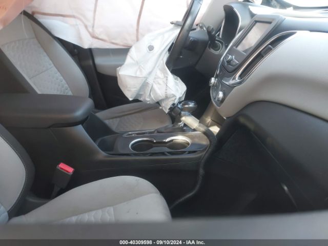 Photo 4 VIN: 2GNAXTEV3K6138669 - CHEVROLET EQUINOX 