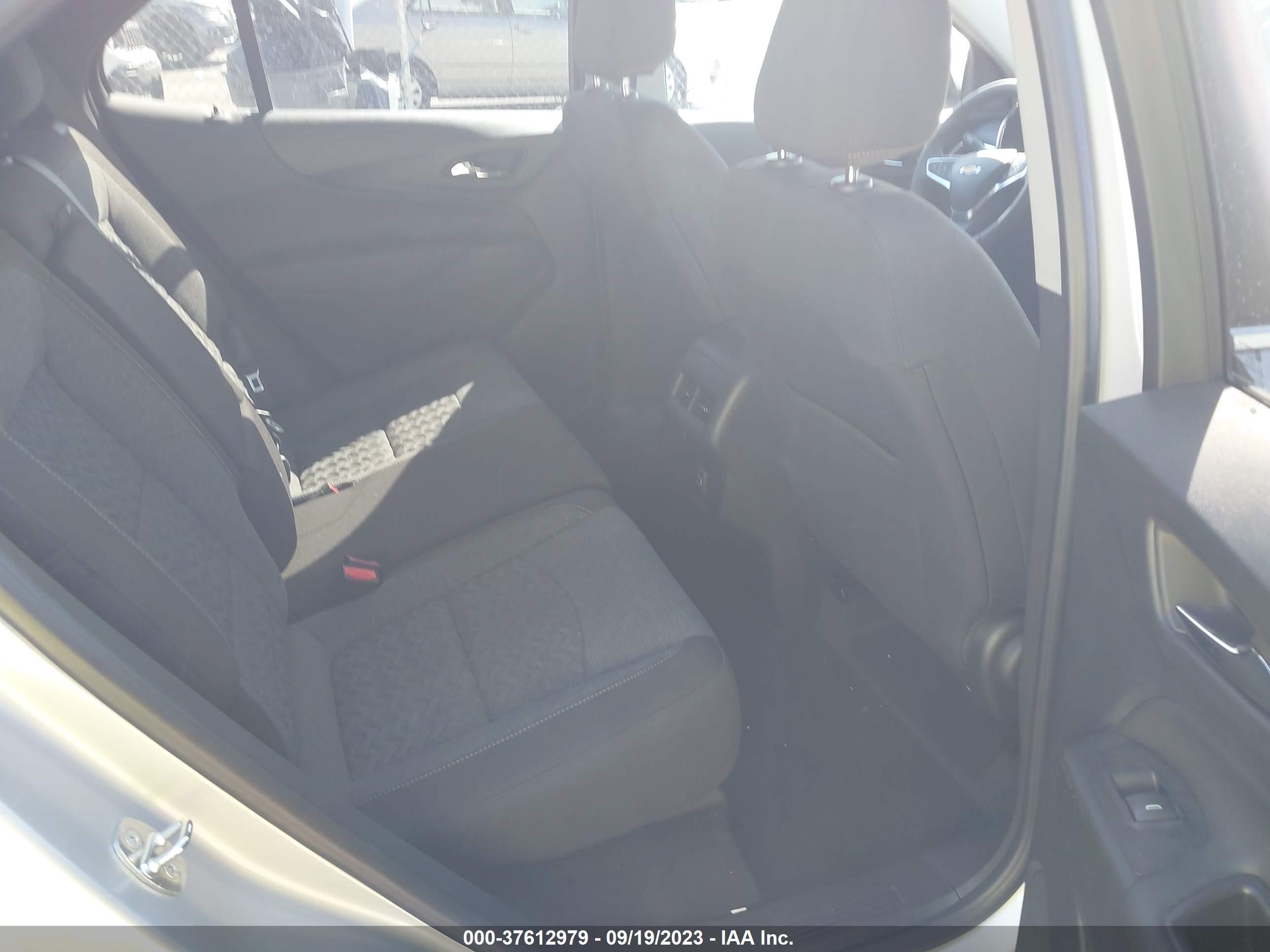 Photo 7 VIN: 2GNAXTEV3N6141690 - CHEVROLET EQUINOX 