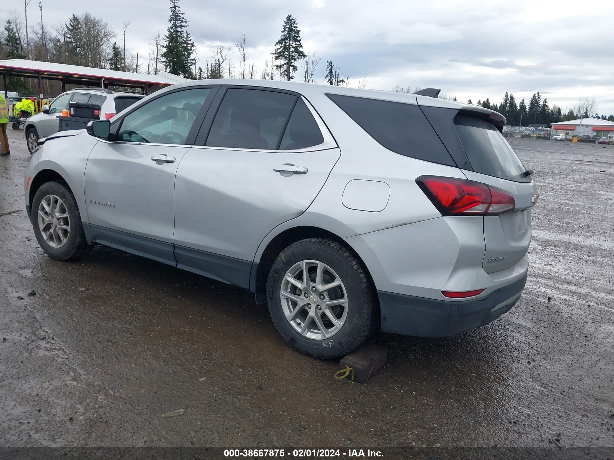 Photo 2 VIN: 2GNAXTEV6N6143806 - CHEVROLET EQUINOX 