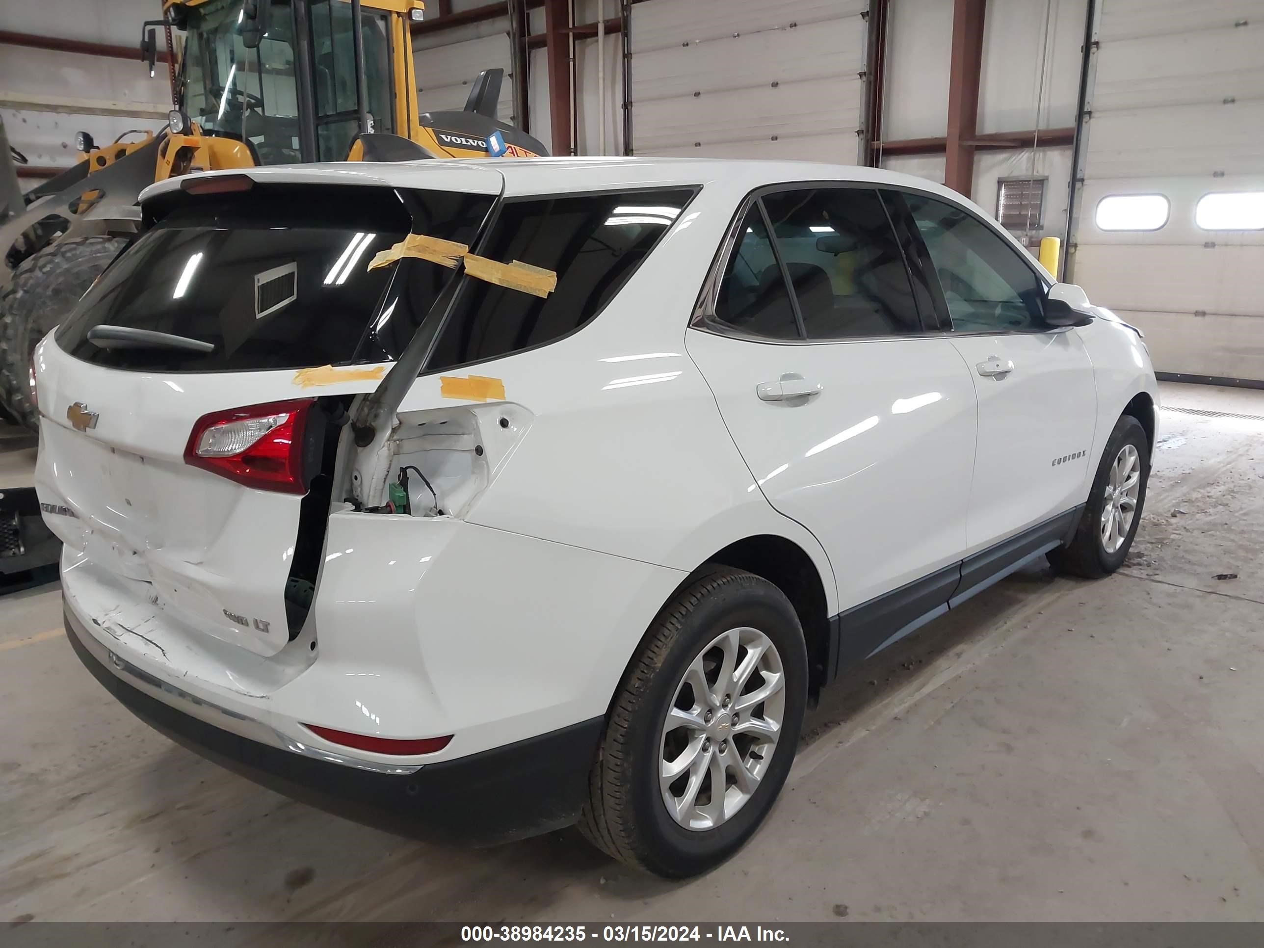 Photo 3 VIN: 2GNAXTEV8L6223007 - CHEVROLET EQUINOX 