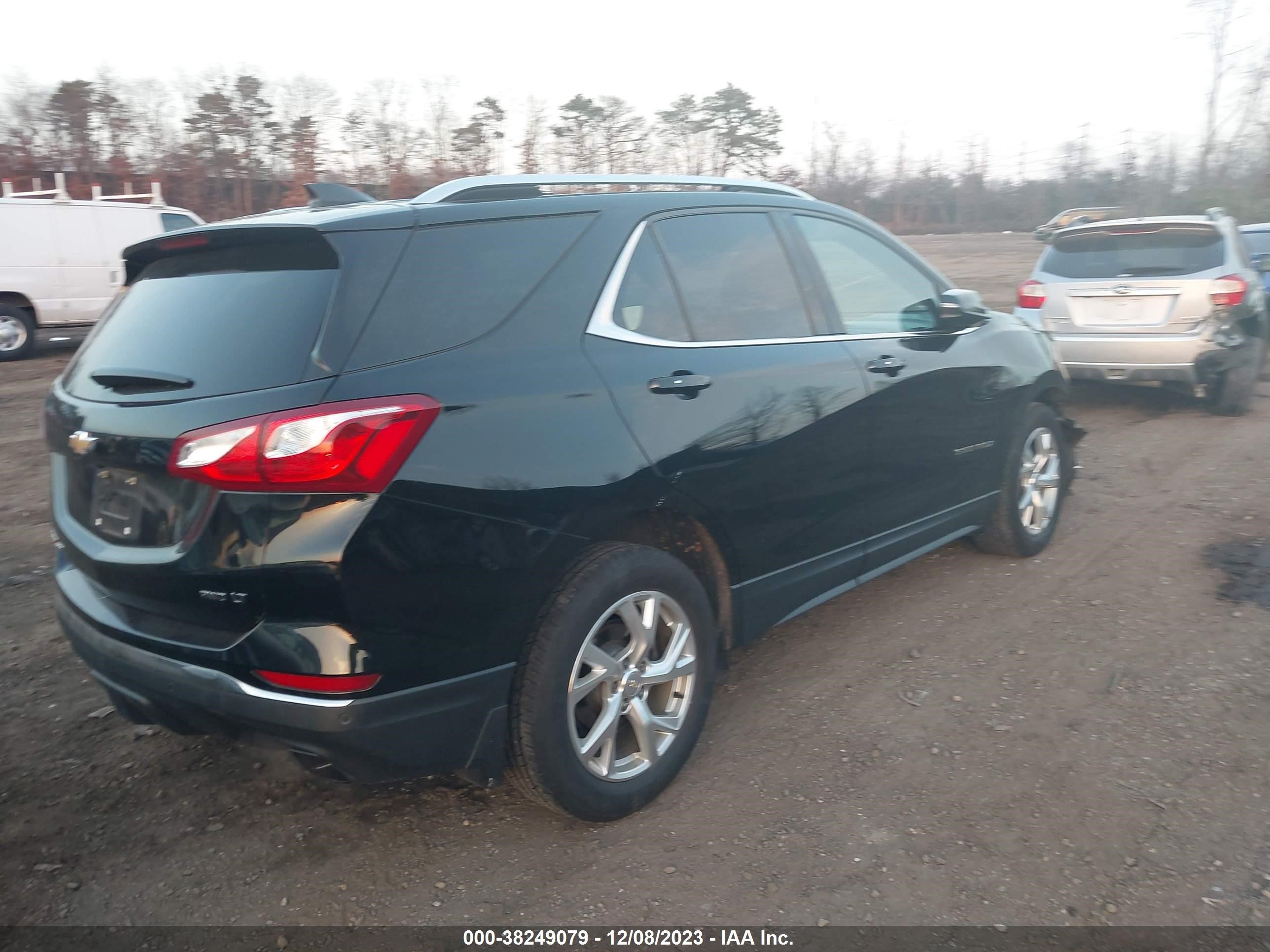 Photo 3 VIN: 2GNAXTEX0J6312181 - CHEVROLET EQUINOX 