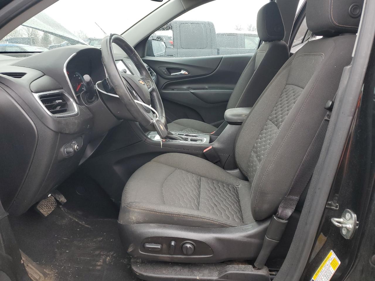 Photo 6 VIN: 2GNAXTEXXJ6251793 - CHEVROLET EQUINOX 