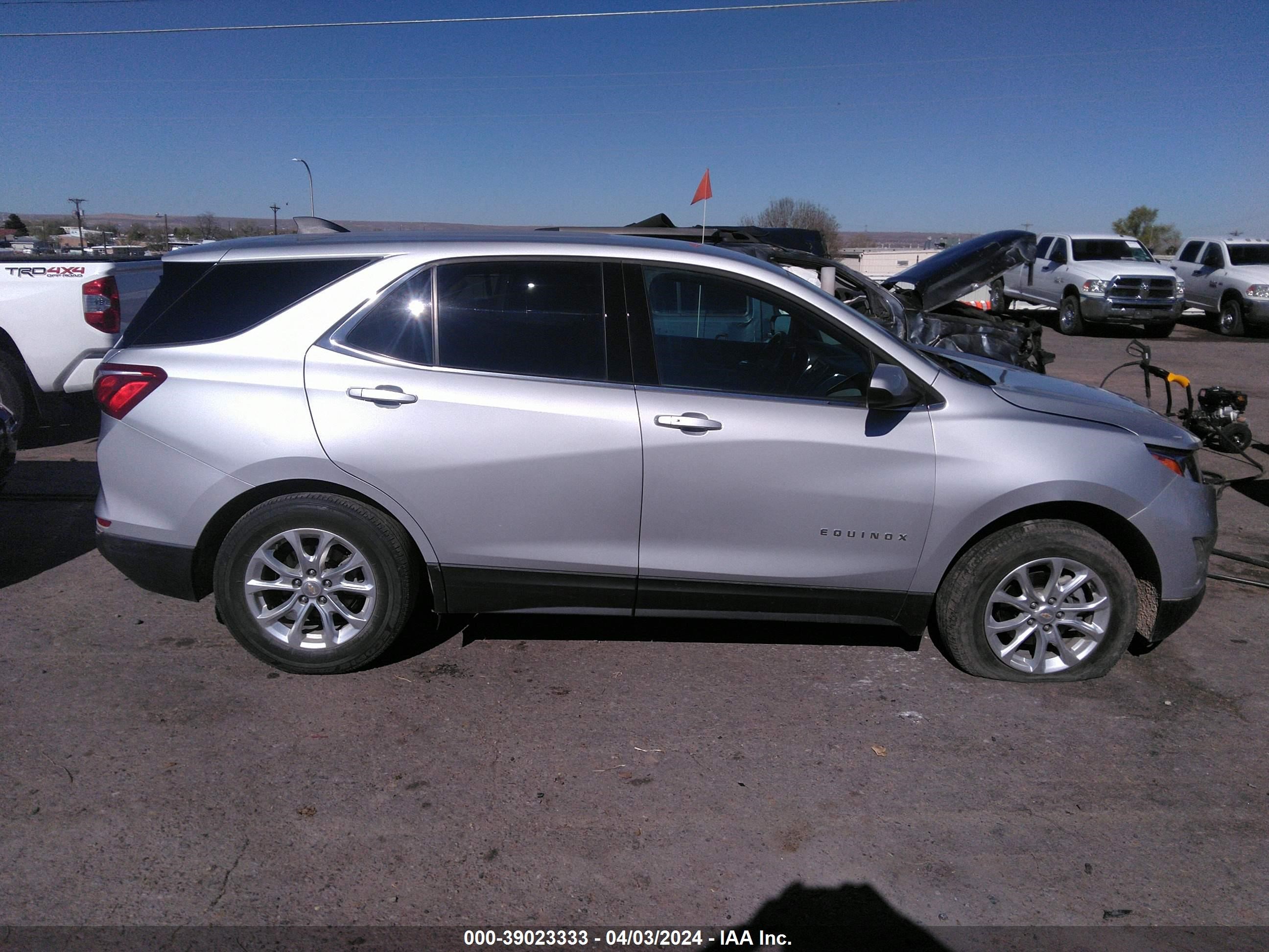 Photo 12 VIN: 2GNAXUEV0L6195984 - CHEVROLET EQUINOX 