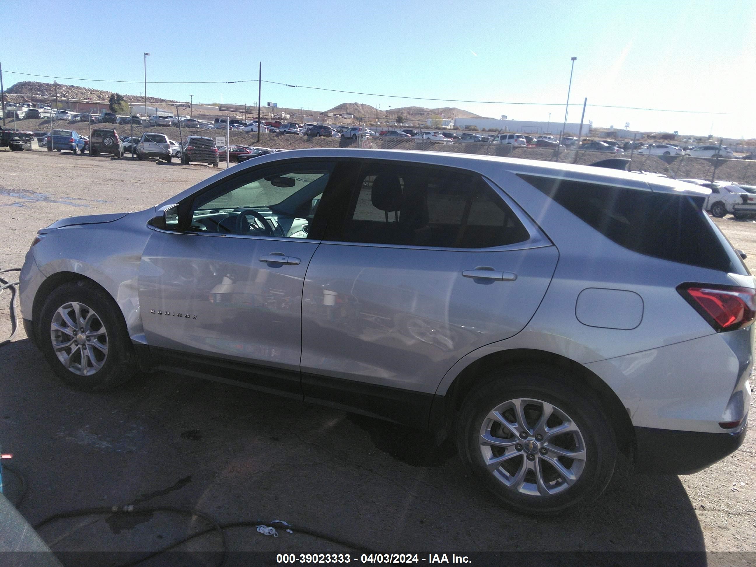 Photo 13 VIN: 2GNAXUEV0L6195984 - CHEVROLET EQUINOX 