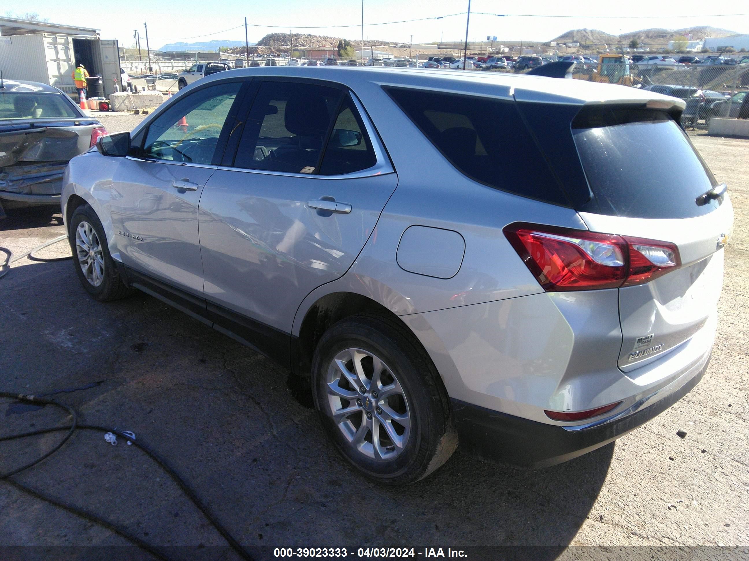 Photo 2 VIN: 2GNAXUEV0L6195984 - CHEVROLET EQUINOX 