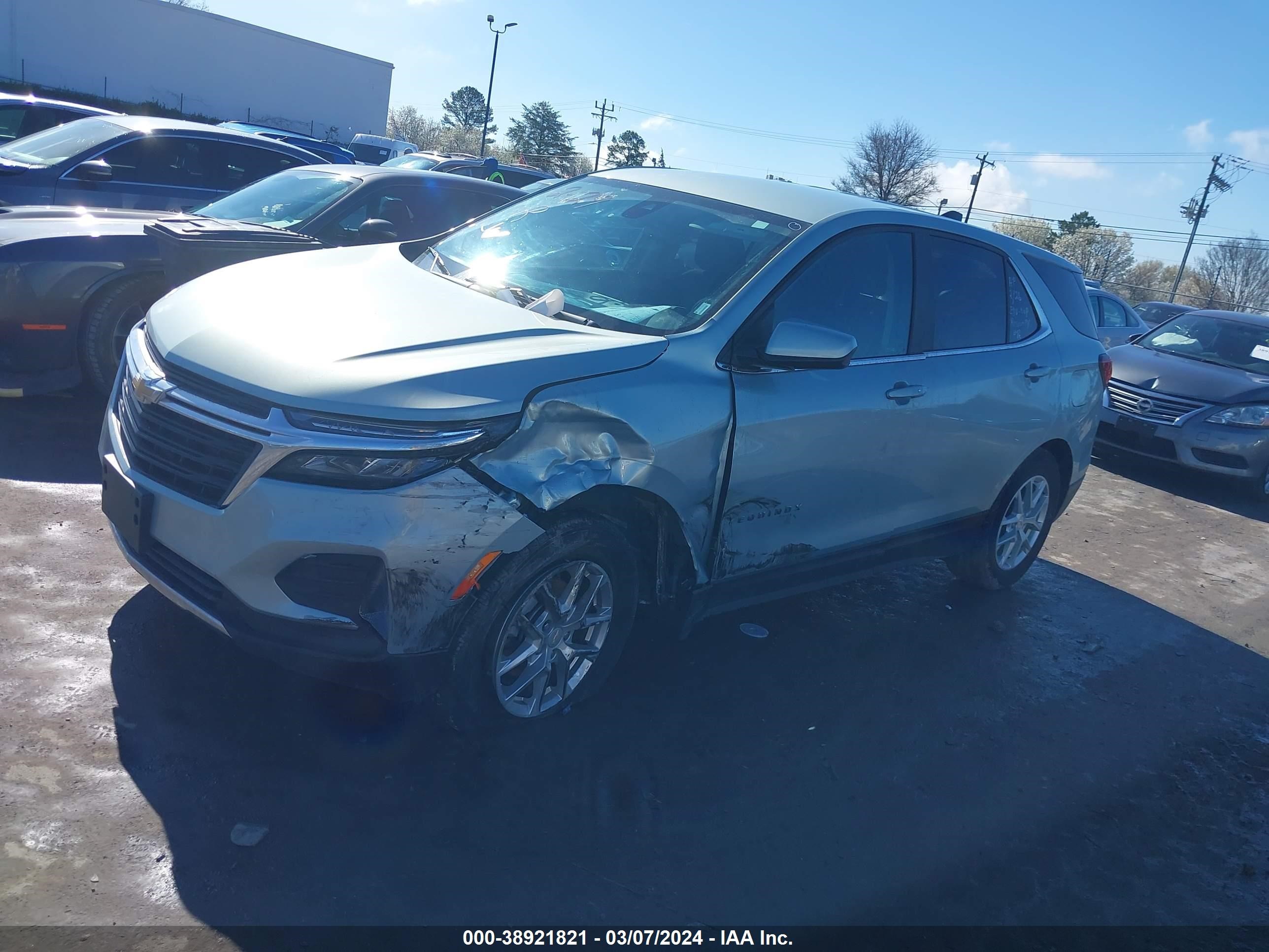 Photo 1 VIN: 2GNAXUEV0N6143063 - CHEVROLET EQUINOX 