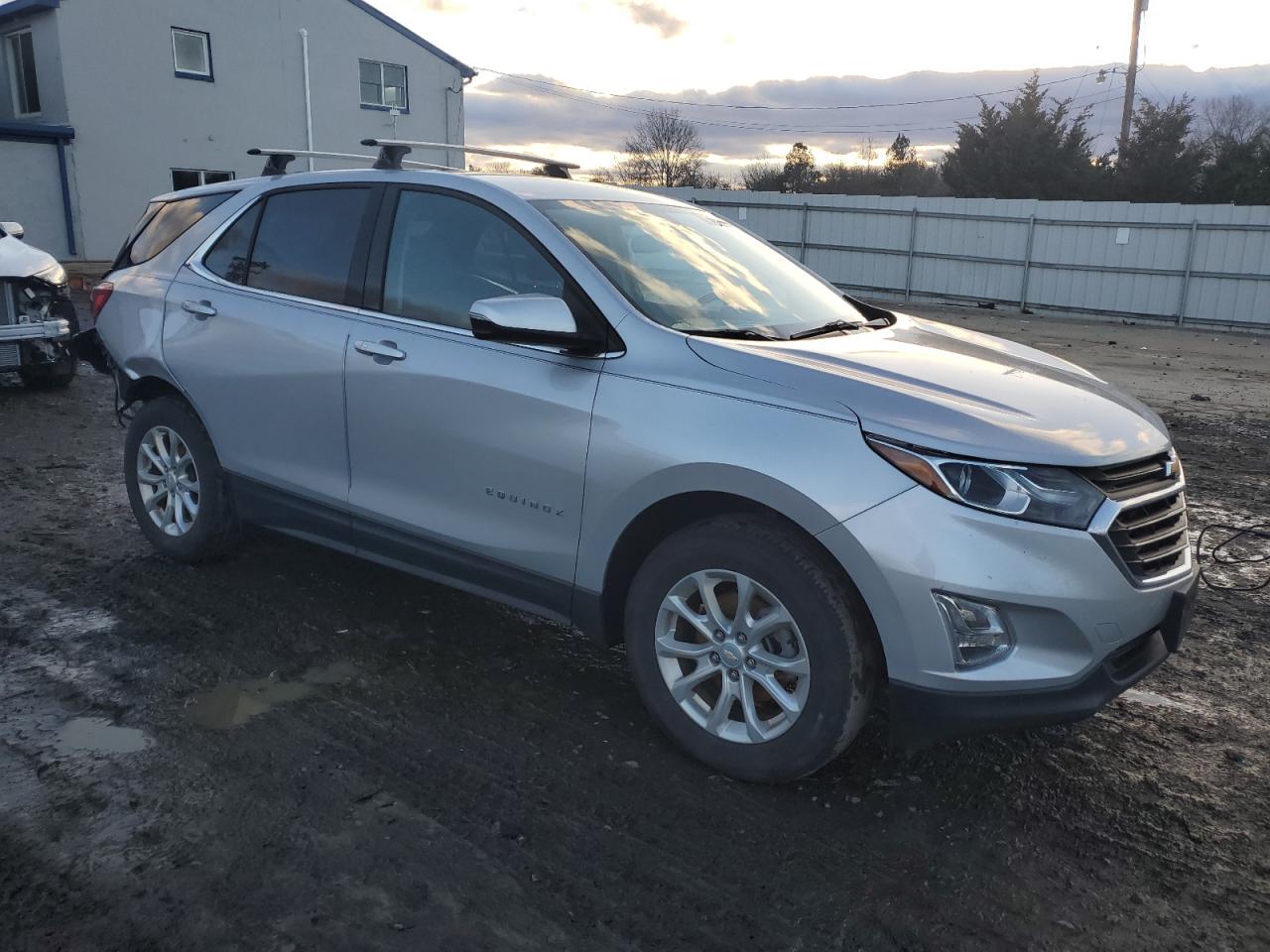 Photo 3 VIN: 2GNAXUEV2K6179736 - CHEVROLET EQUINOX 