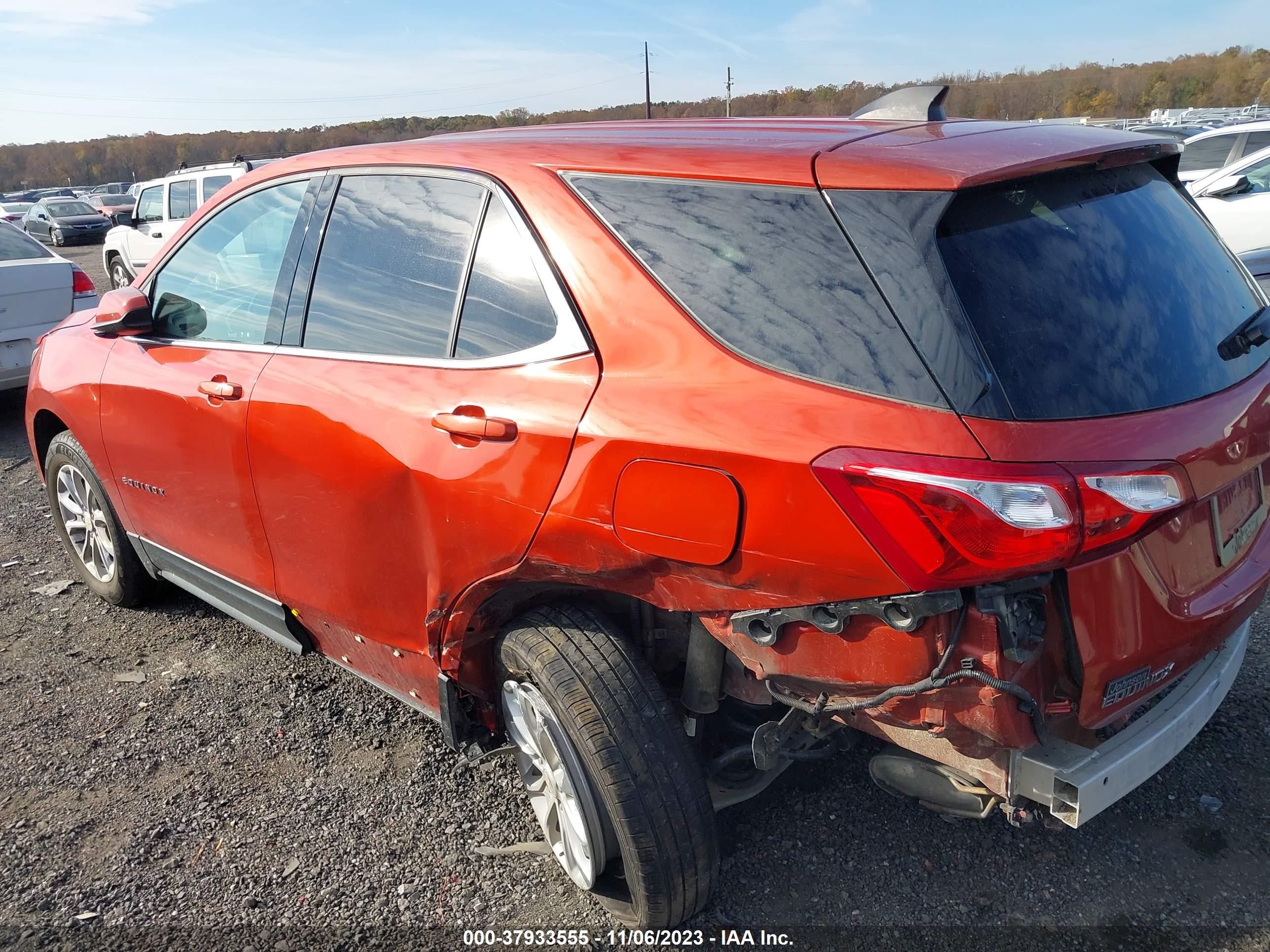 Photo 2 VIN: 2GNAXUEV2L6187949 - CHEVROLET EQUINOX 