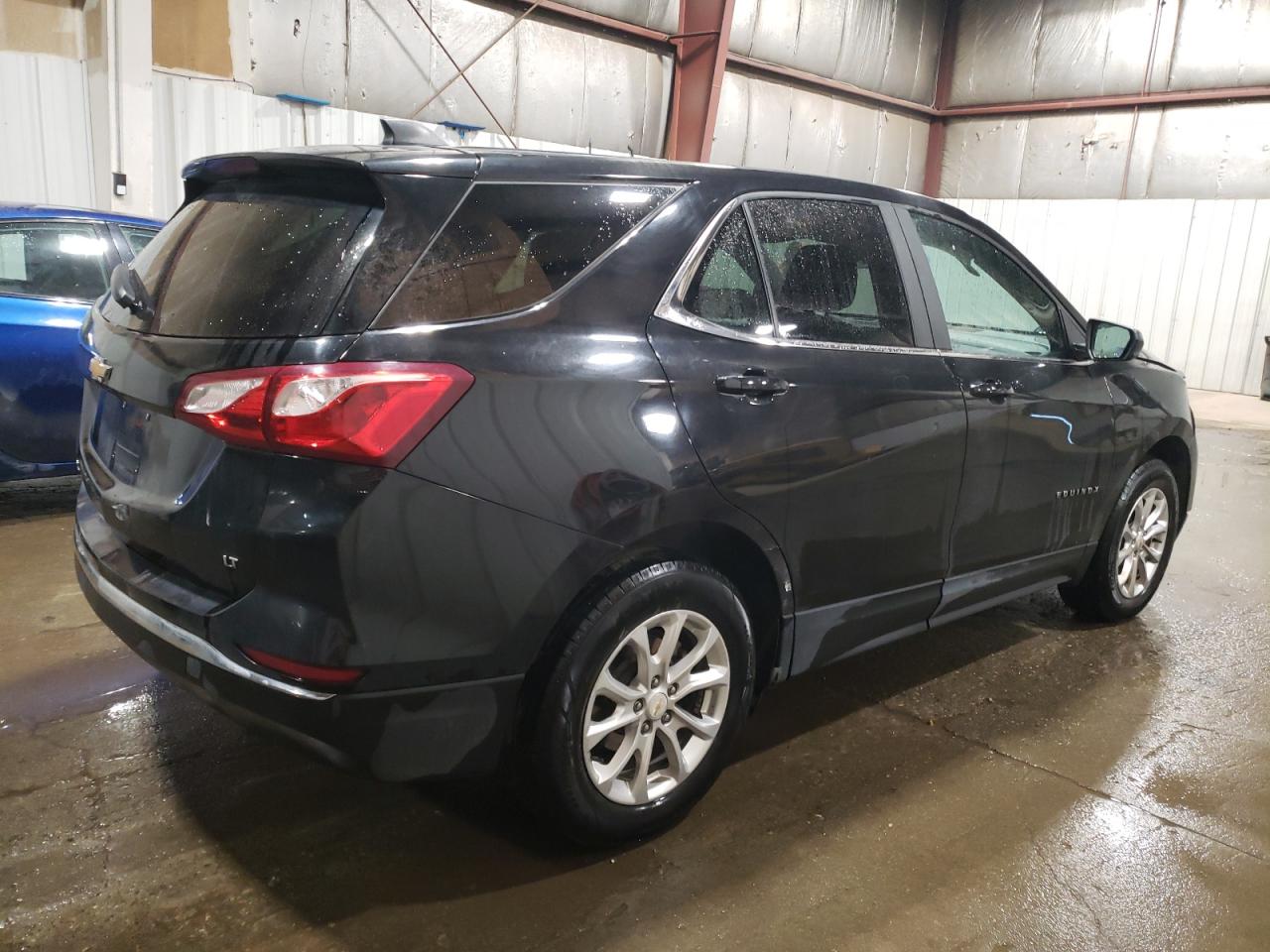 Photo 2 VIN: 2GNAXUEV2M6122360 - CHEVROLET EQUINOX 