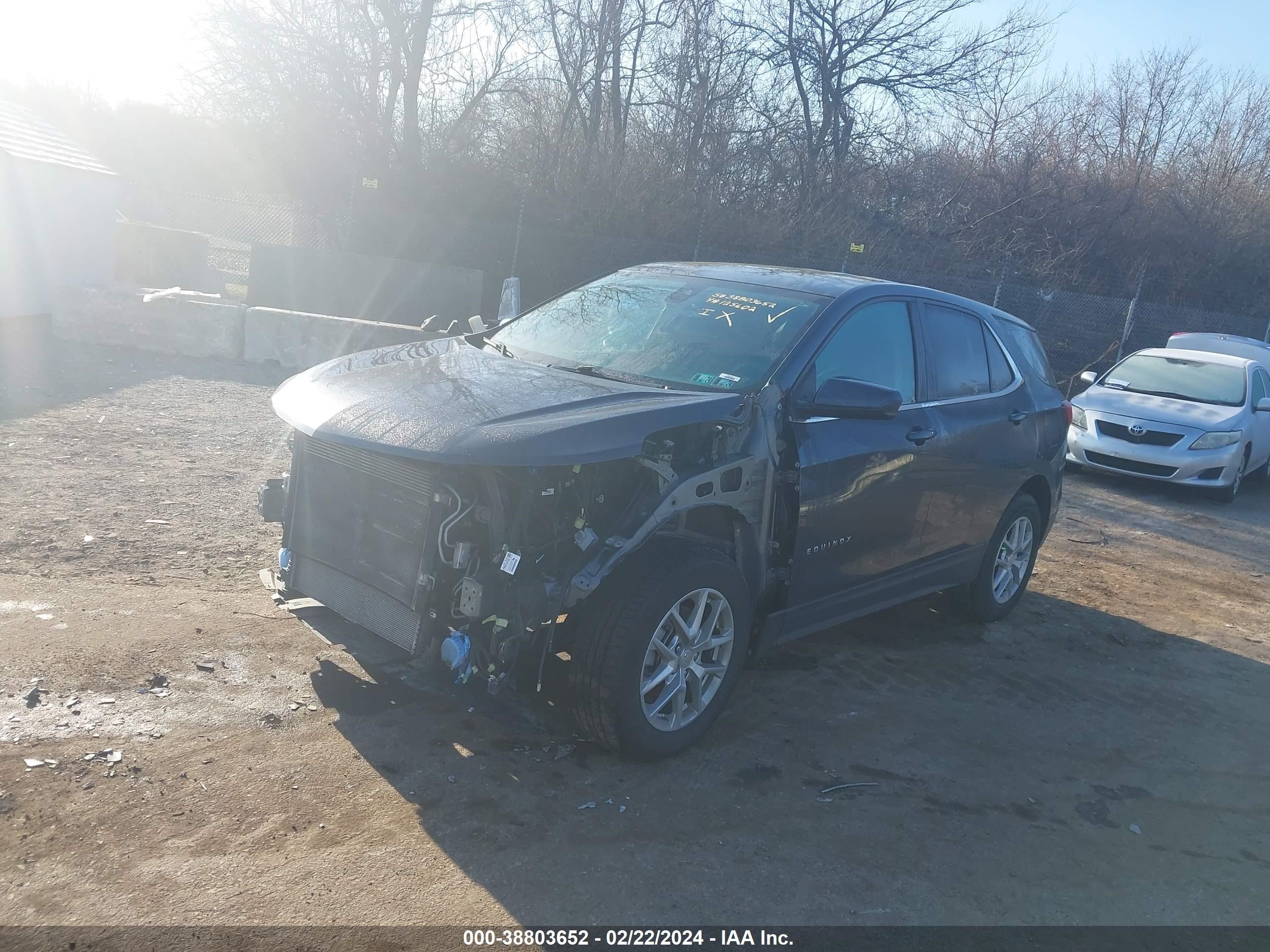 Photo 1 VIN: 2GNAXUEV2N6125602 - CHEVROLET EQUINOX 