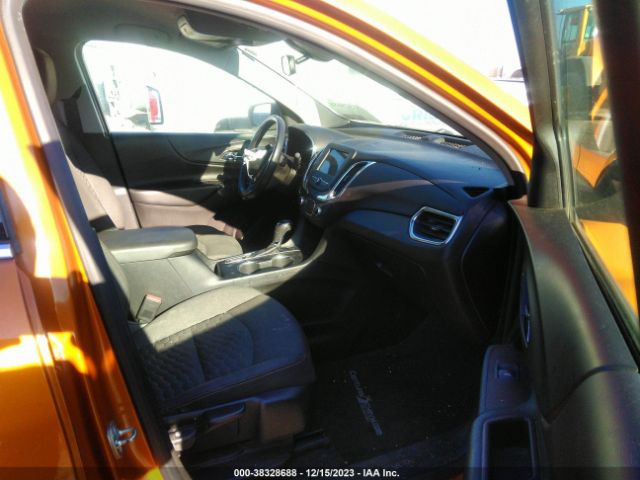 Photo 4 VIN: 2GNAXUEV3K6169779 - CHEVROLET EQUINOX 