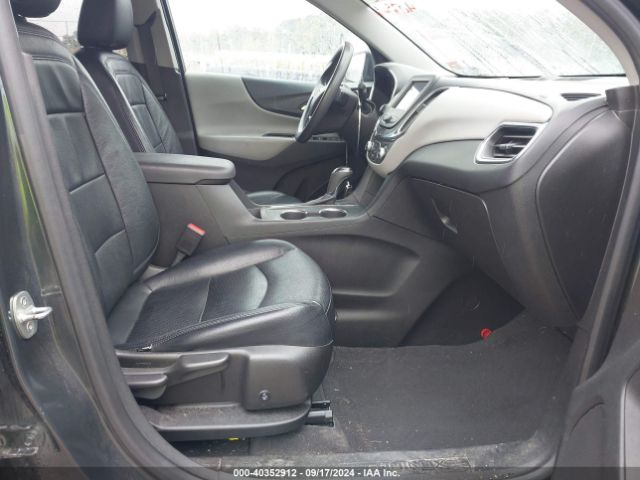 Photo 4 VIN: 2GNAXUEV5L6104756 - CHEVROLET EQUINOX 