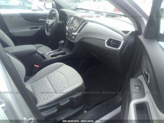 Photo 4 VIN: 2GNAXUEV6L6157773 - CHEVROLET EQUINOX 