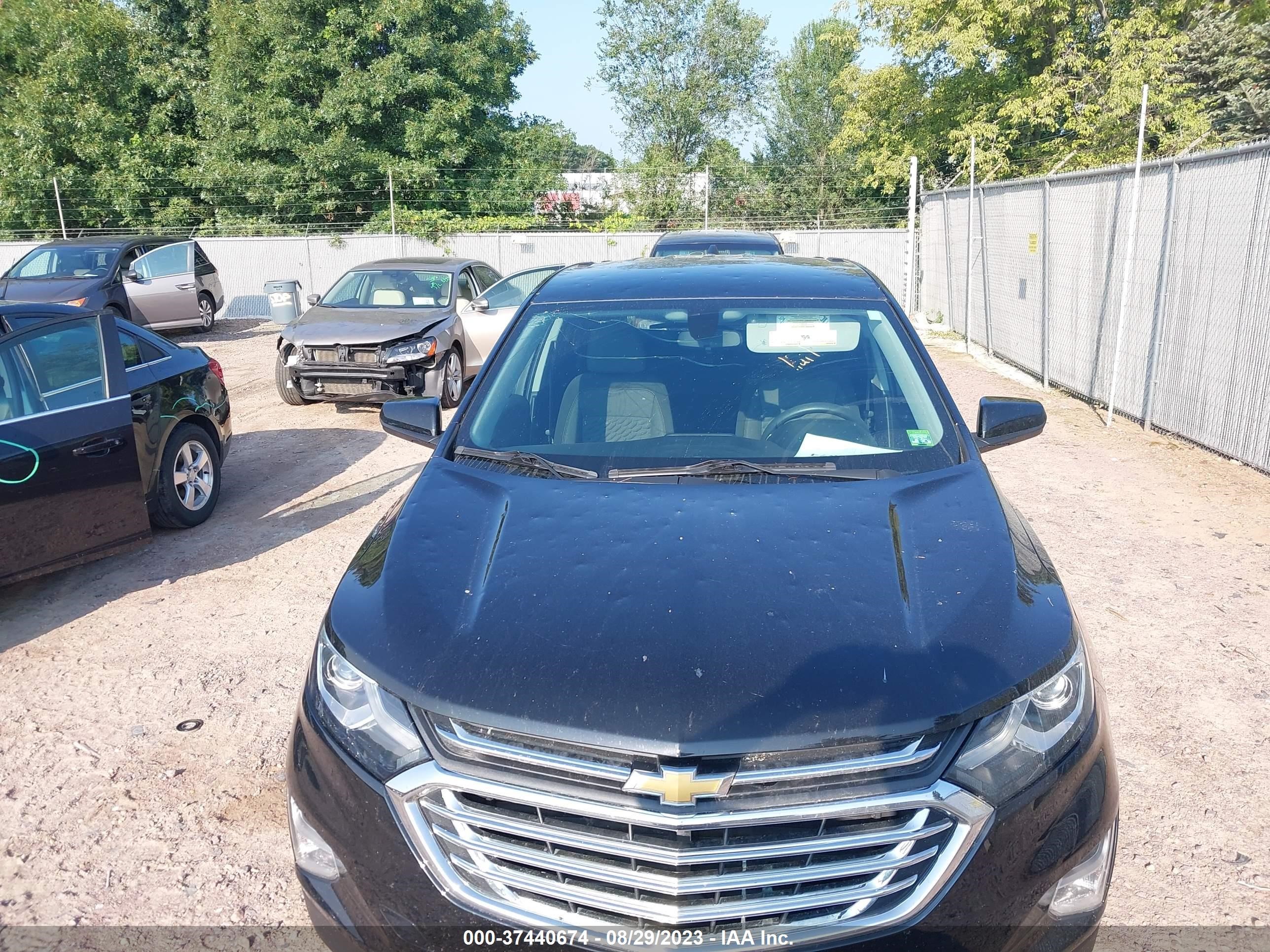 Photo 5 VIN: 2GNAXUEV7K6119225 - CHEVROLET EQUINOX 