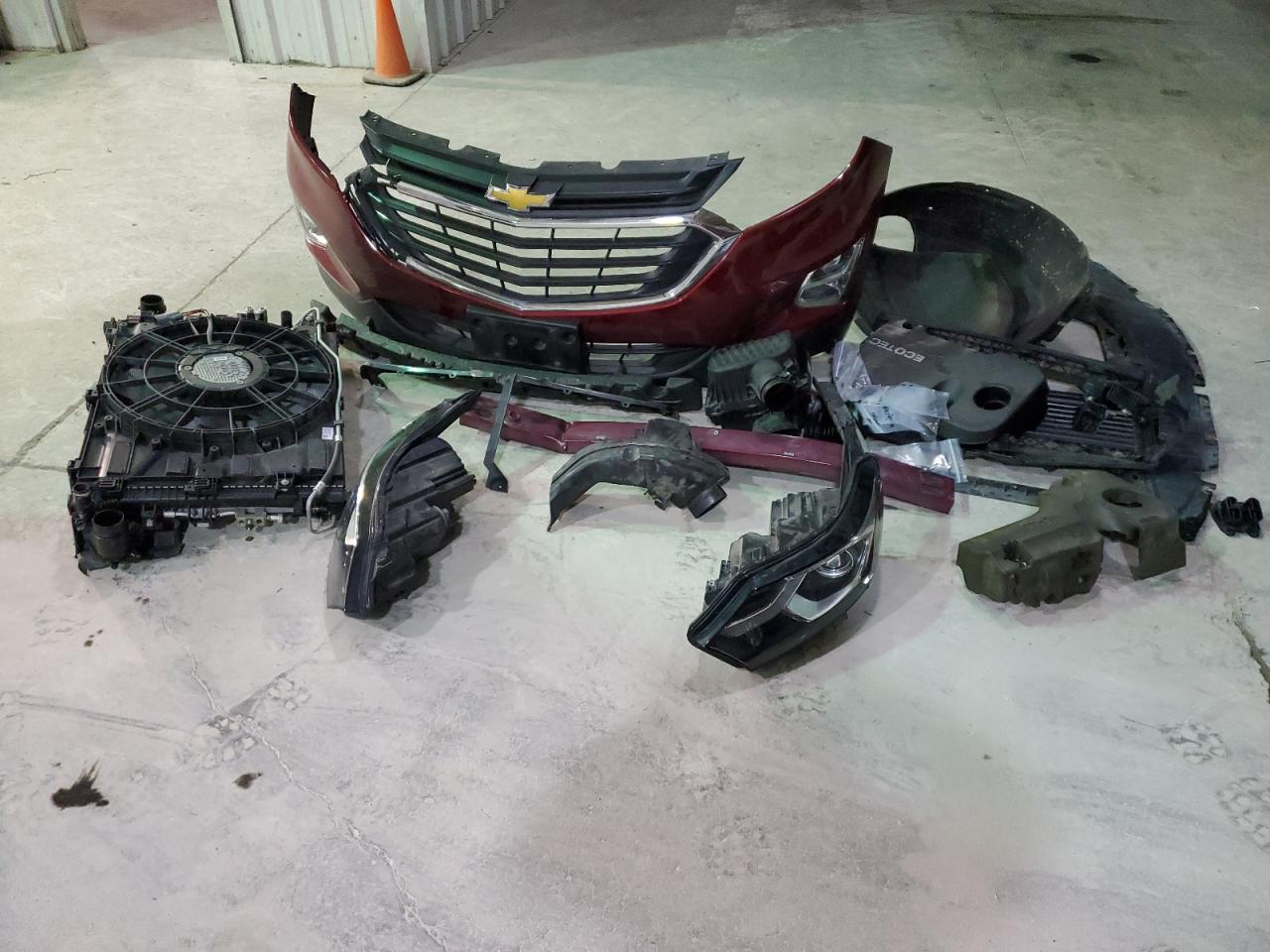 Photo 12 VIN: 2GNAXUEV7K6176556 - CHEVROLET EQUINOX 