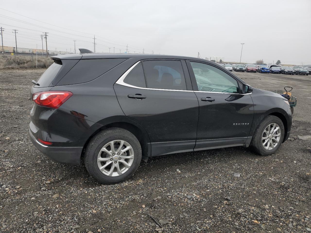 Photo 2 VIN: 2GNAXUEV7M6112150 - CHEVROLET EQUINOX 