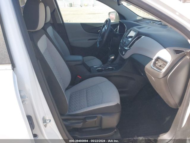 Photo 4 VIN: 2GNAXUEV8N6131274 - CHEVROLET EQUINOX 