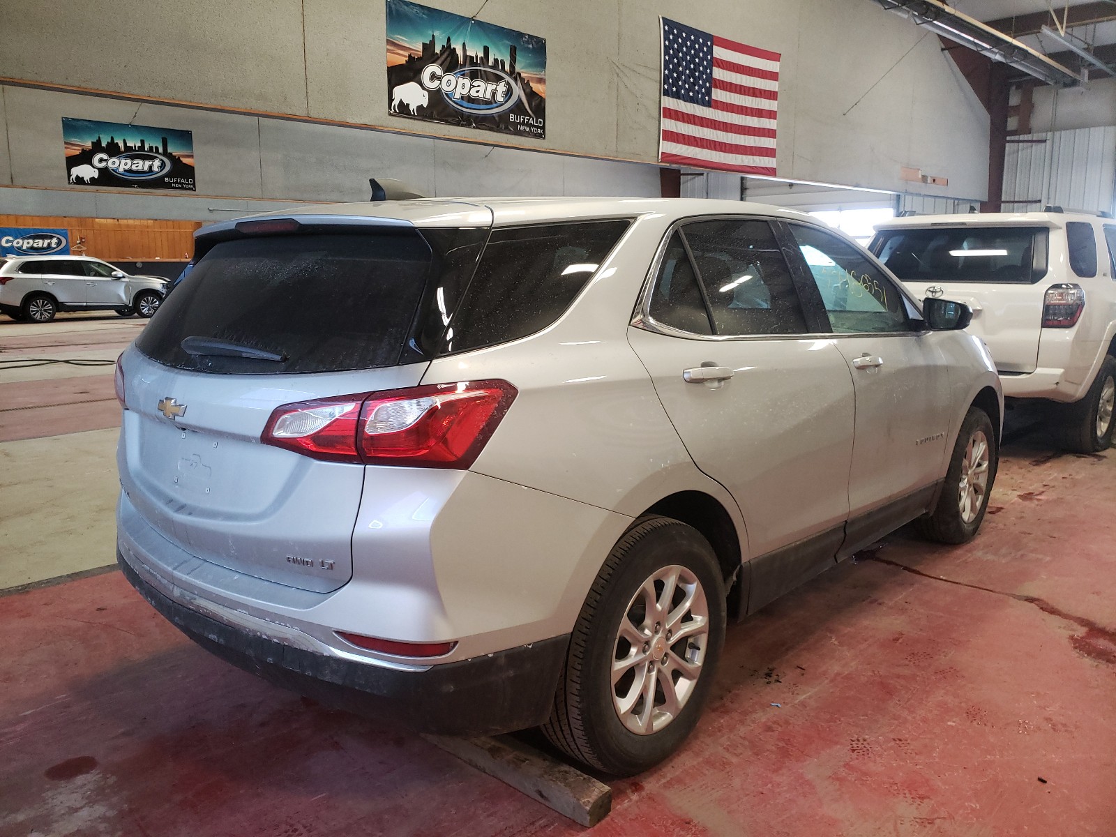 Photo 3 VIN: 2GNAXUEV9L6229260 - CHEVROLET EQUINOX 