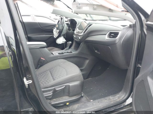 Photo 4 VIN: 2GNAXUEVXM6132327 - CHEVROLET EQUINOX 