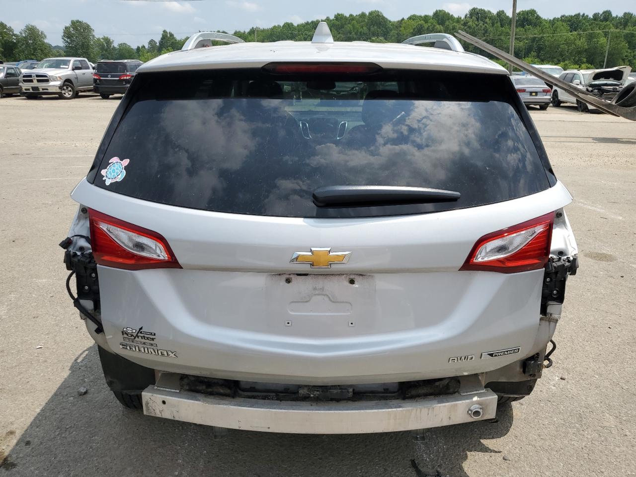 Photo 5 VIN: 2GNAXVEV1J6321420 - CHEVROLET EQUINOX 