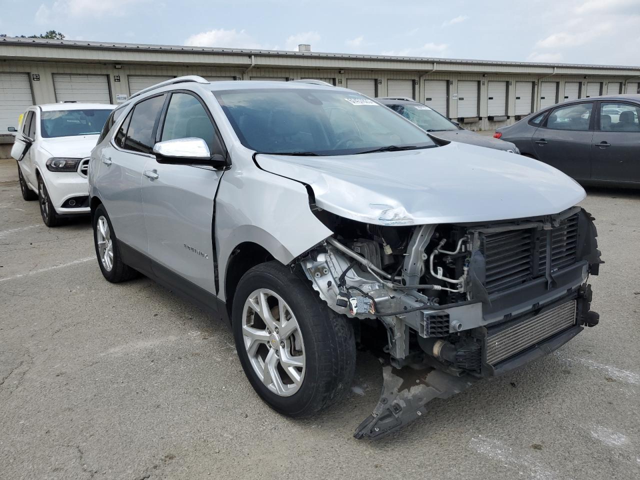 Photo 3 VIN: 2GNAXVEV1J6321420 - CHEVROLET EQUINOX PR 