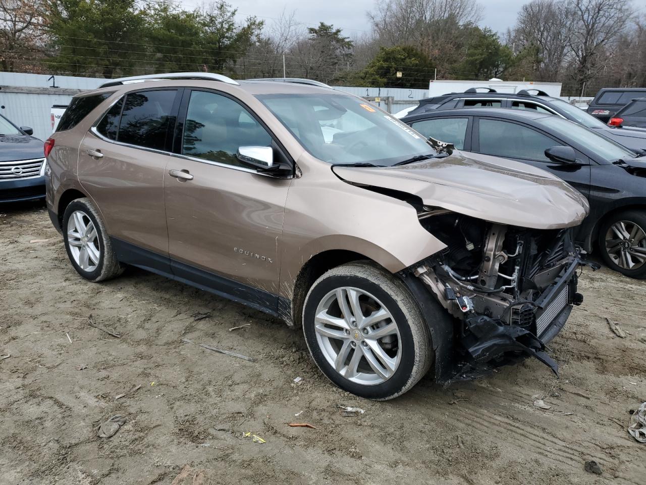 Photo 3 VIN: 2GNAXVEV8J6228541 - CHEVROLET EQUINOX 