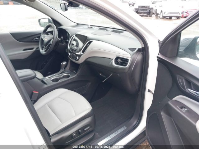 Photo 4 VIN: 2GNAXVEVXJ6112208 - CHEVROLET EQUINOX 