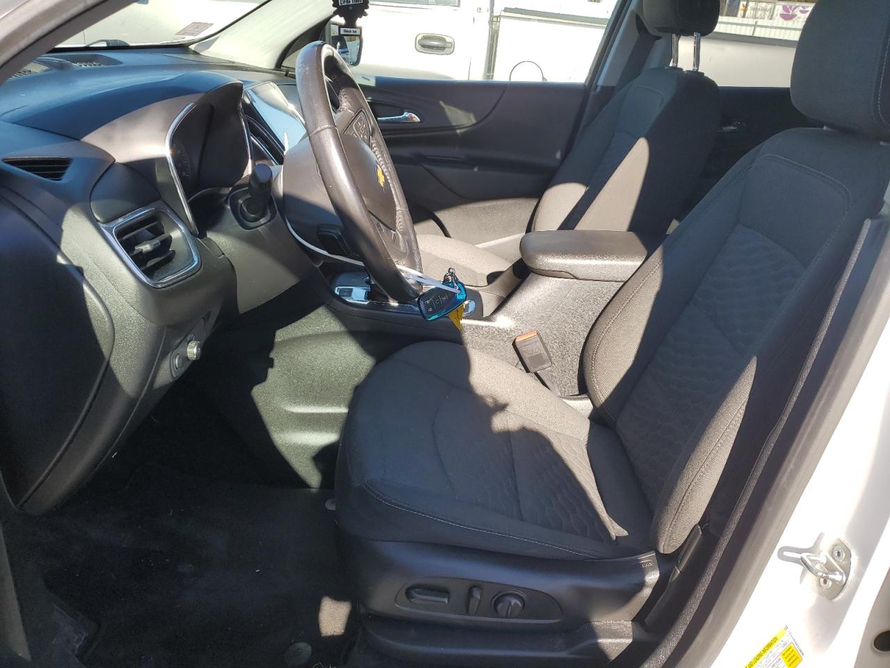 Photo 6 VIN: 2GNAXVEX5K6148889 - CHEVROLET EQUINOX 