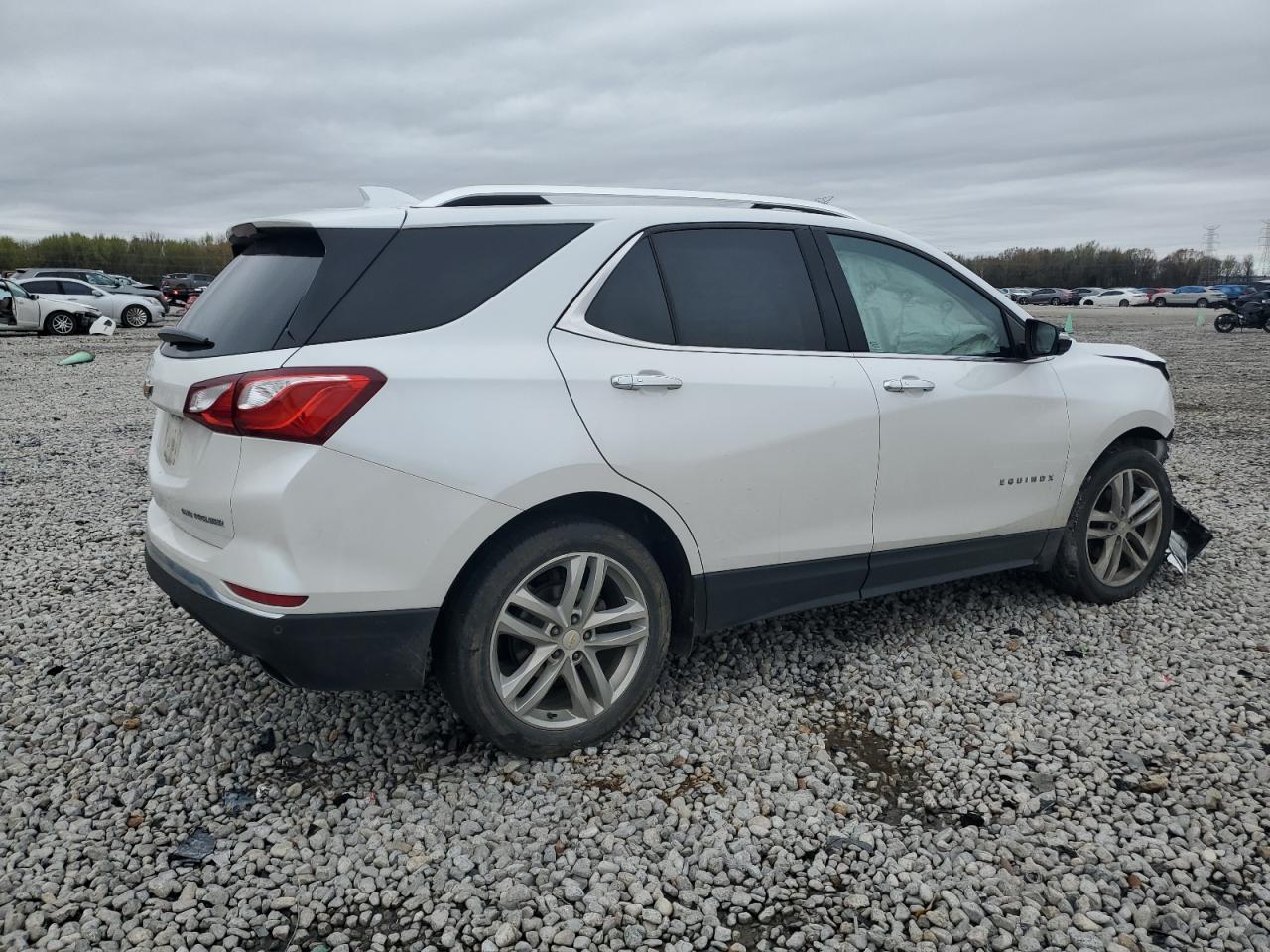 Photo 2 VIN: 2GNAXYEX3K6146981 - CHEVROLET EQUINOX 