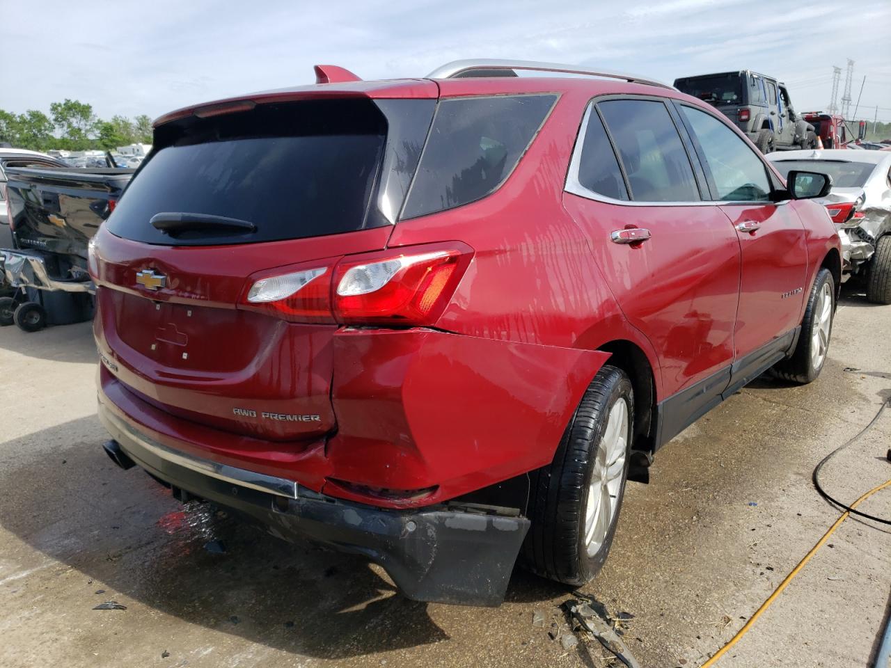 Photo 2 VIN: 2GNAXYEX4K6273318 - CHEVROLET EQUINOX 